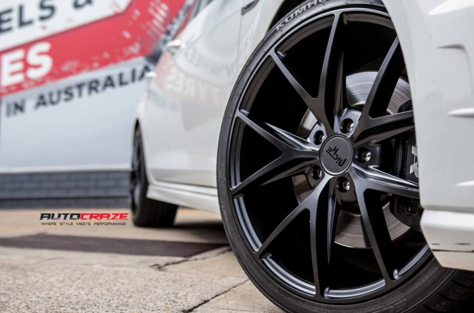 VOLKSWAGEN GOLF MISANO MATTE BLACK